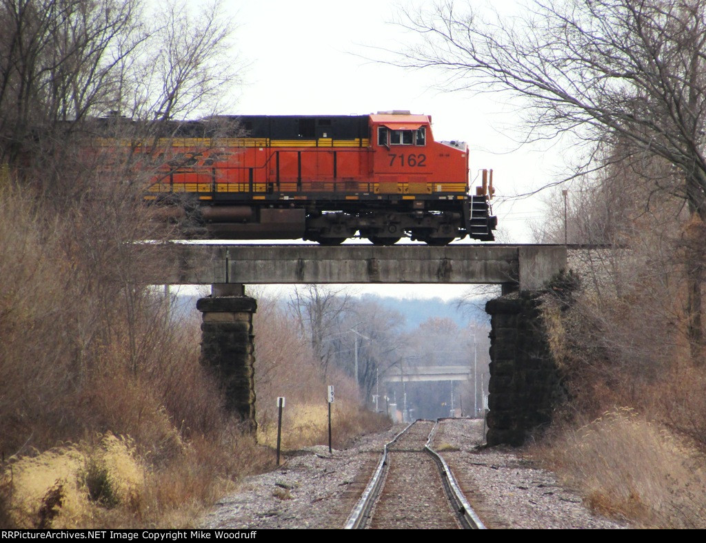 BNSF 7162